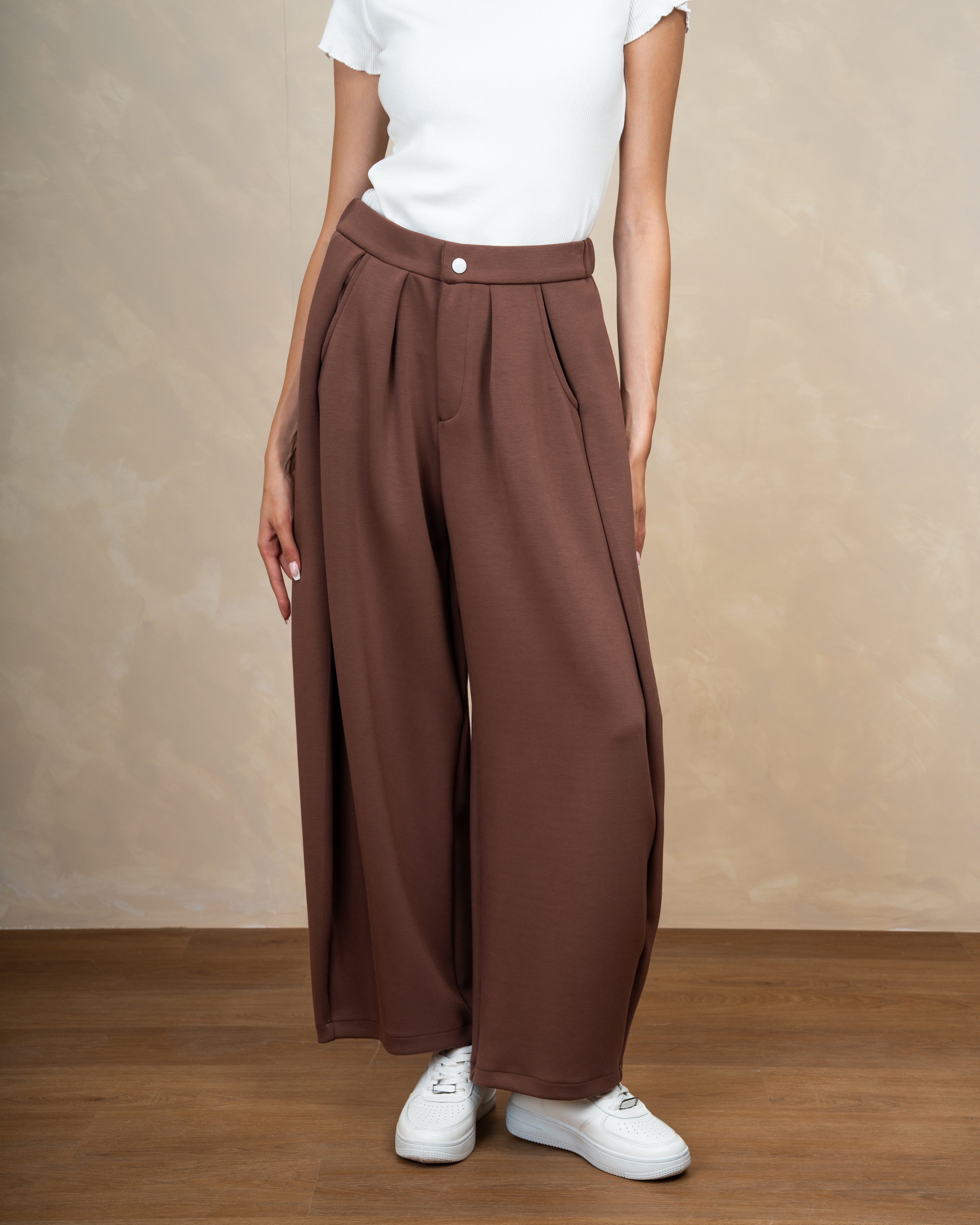 Minimal Formal Trouser With Single Button