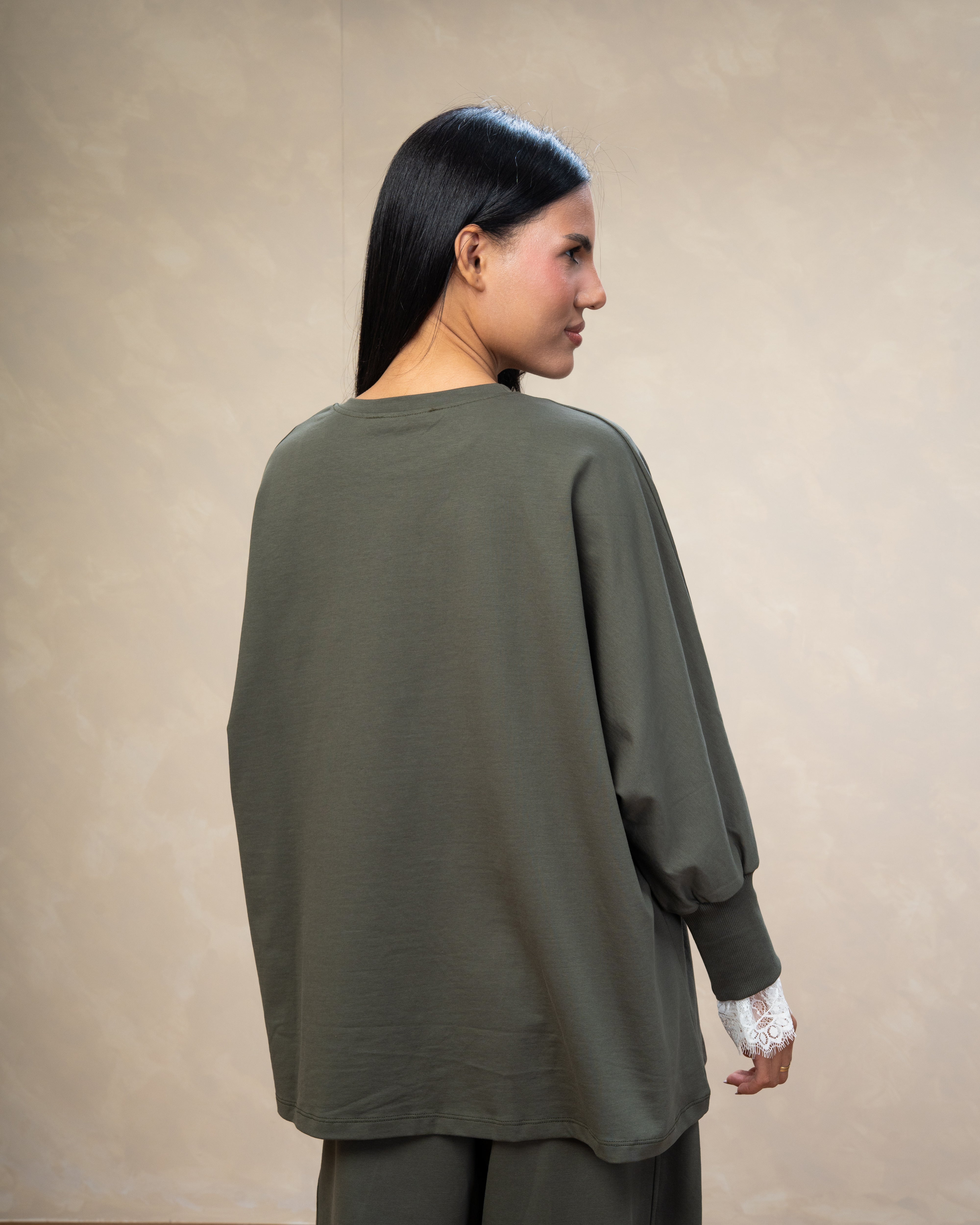 Sweatshirt With Lace Sleeves