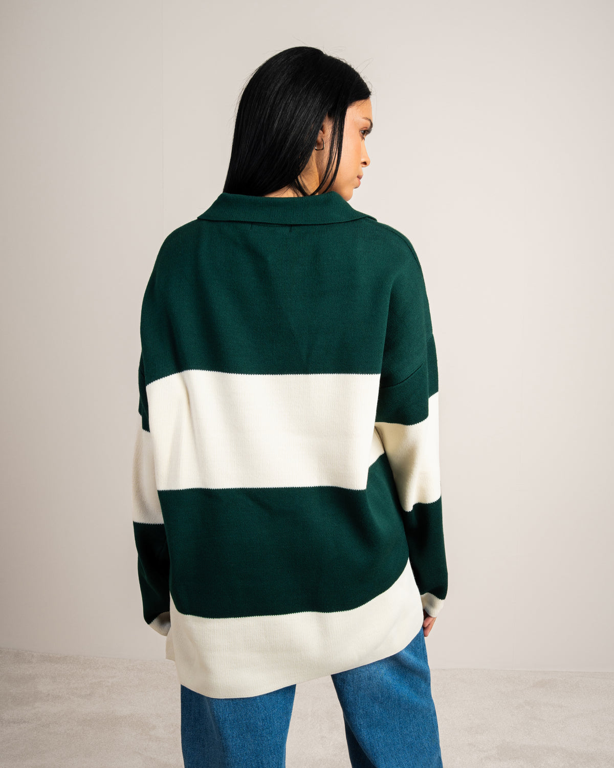 Oversized Knitwear Pullover - With Open Collar