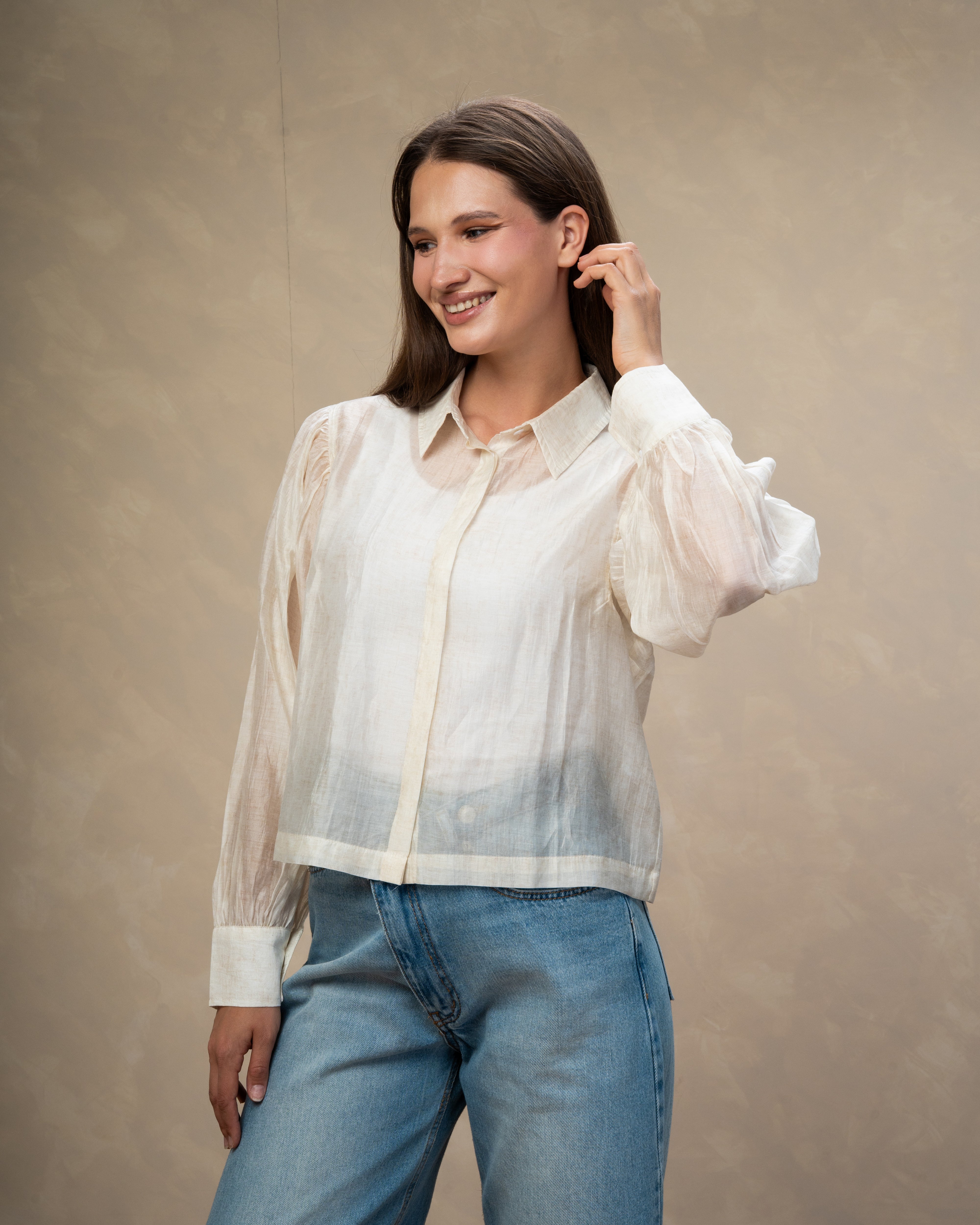 Minimal Short Shirt