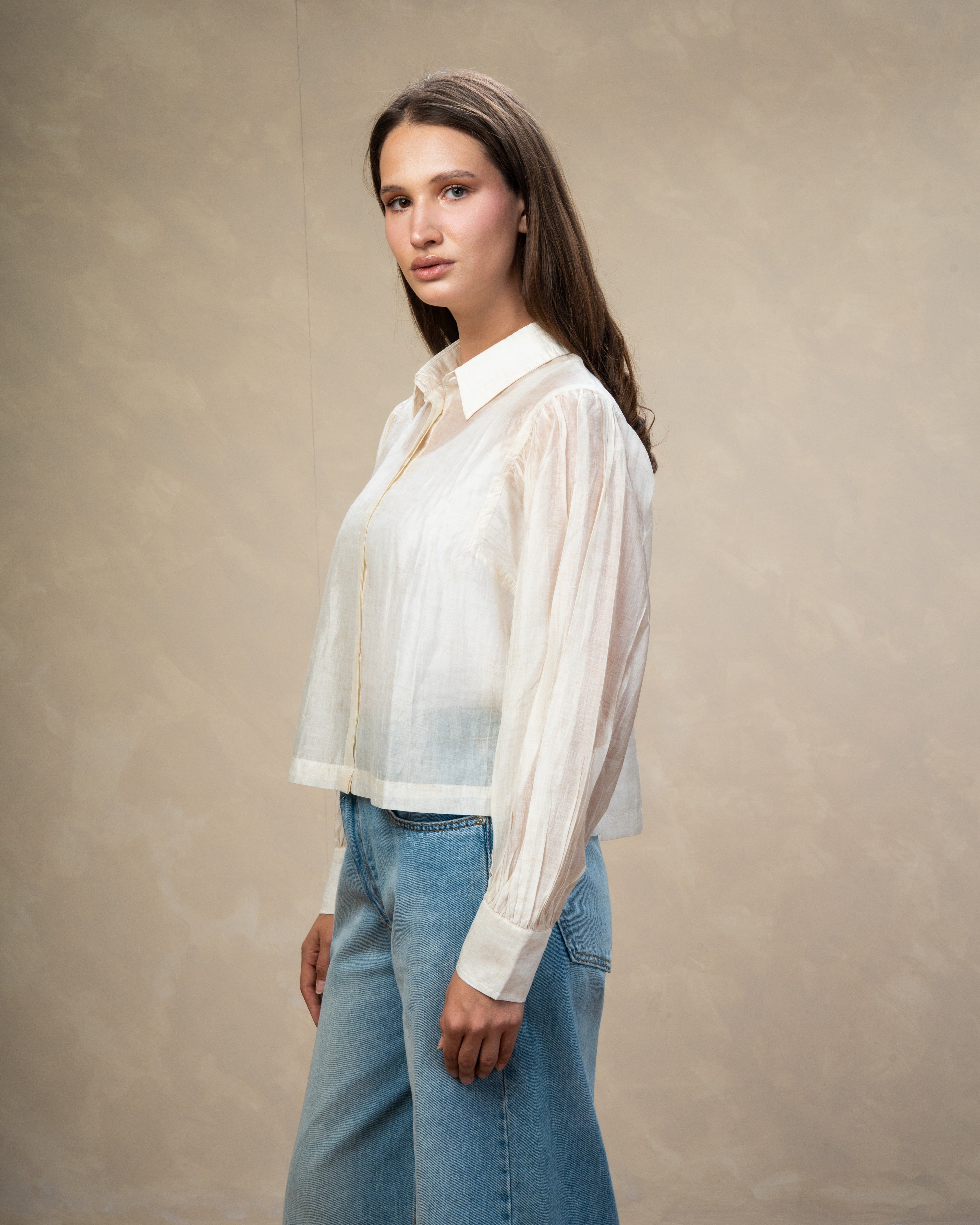 Minimal Short Shirt