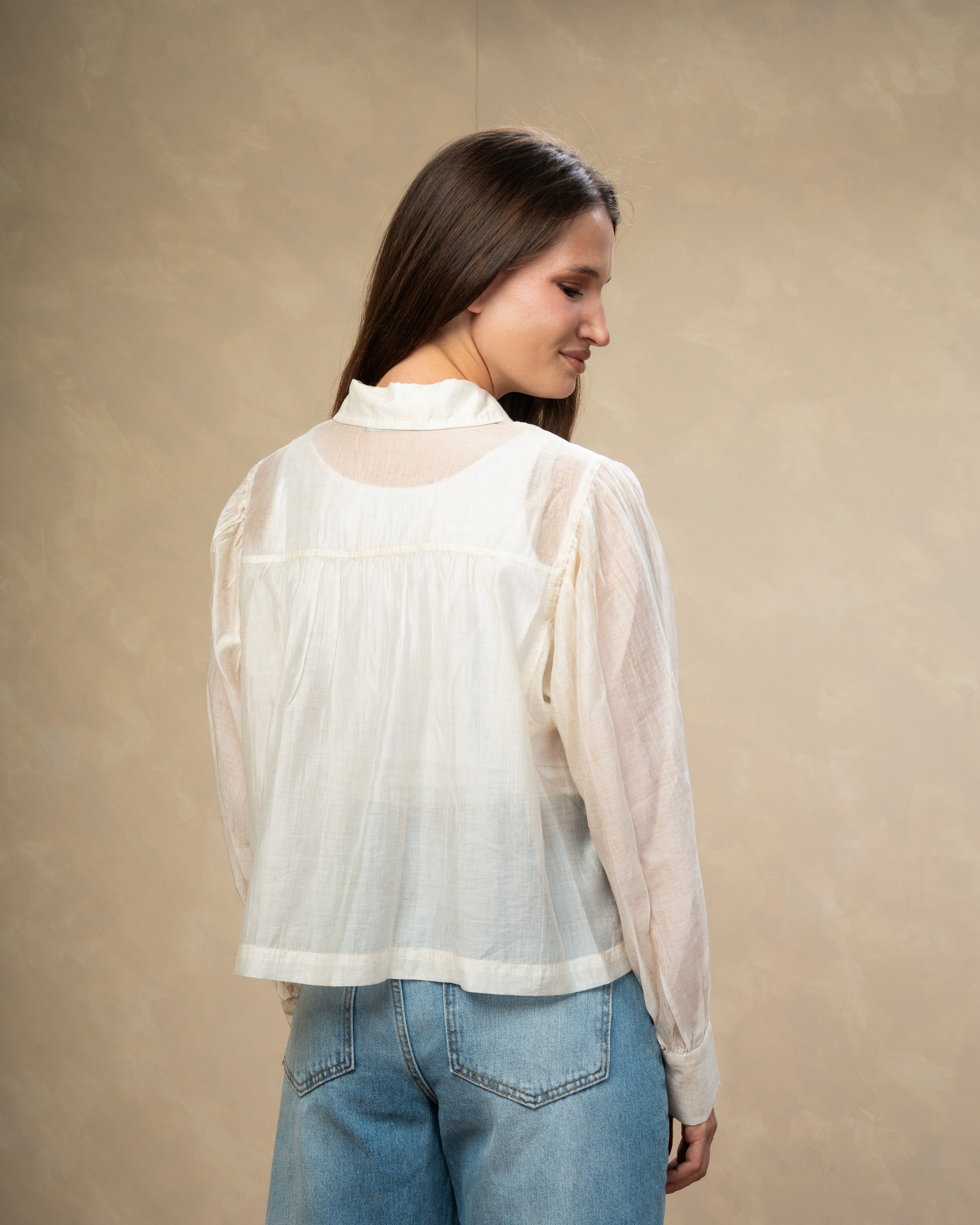 Minimal Short Shirt