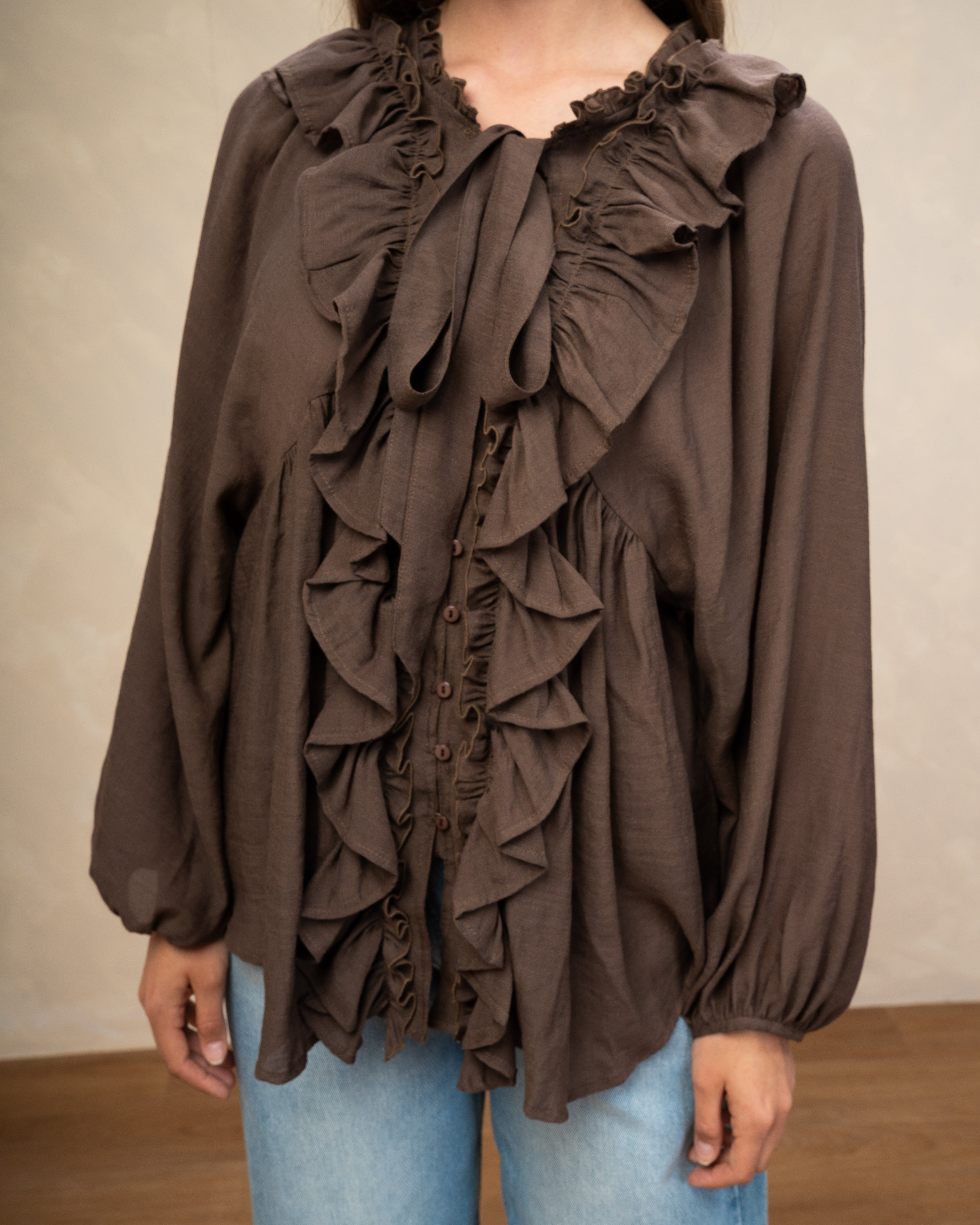 Minimal Tie Blouse