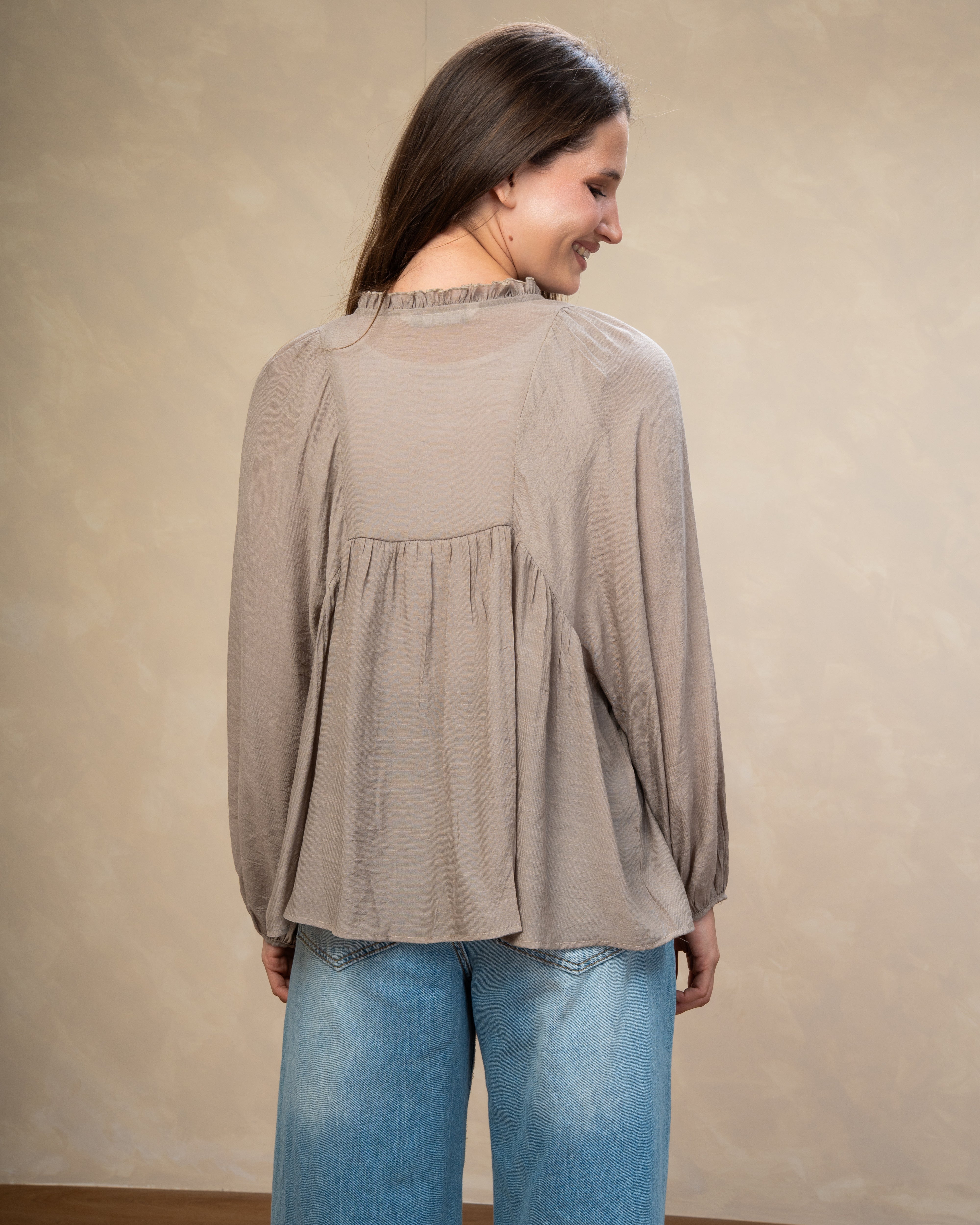 Minimal Tie Blouse