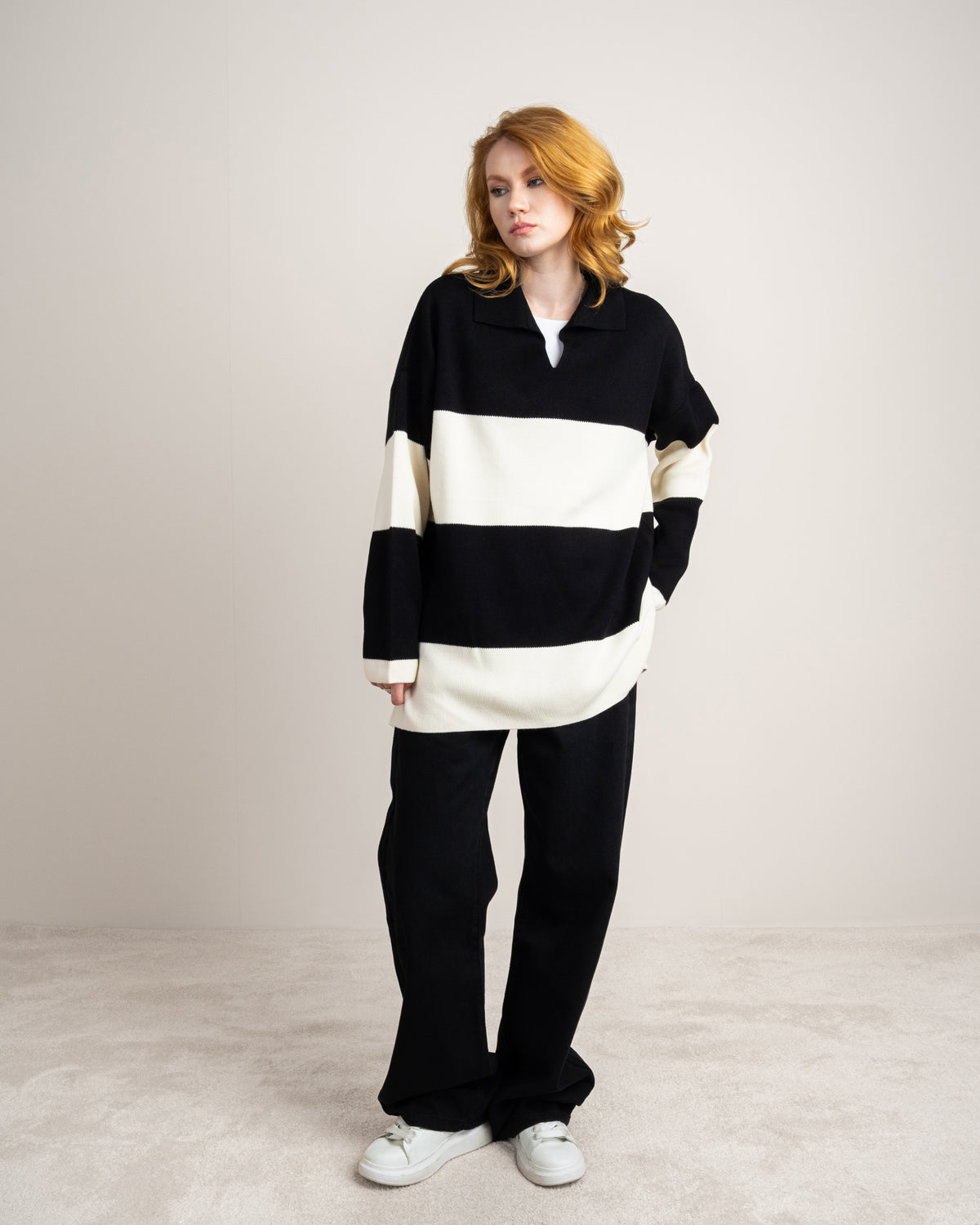 Oversized Knitwear Pullover - With Open Collar