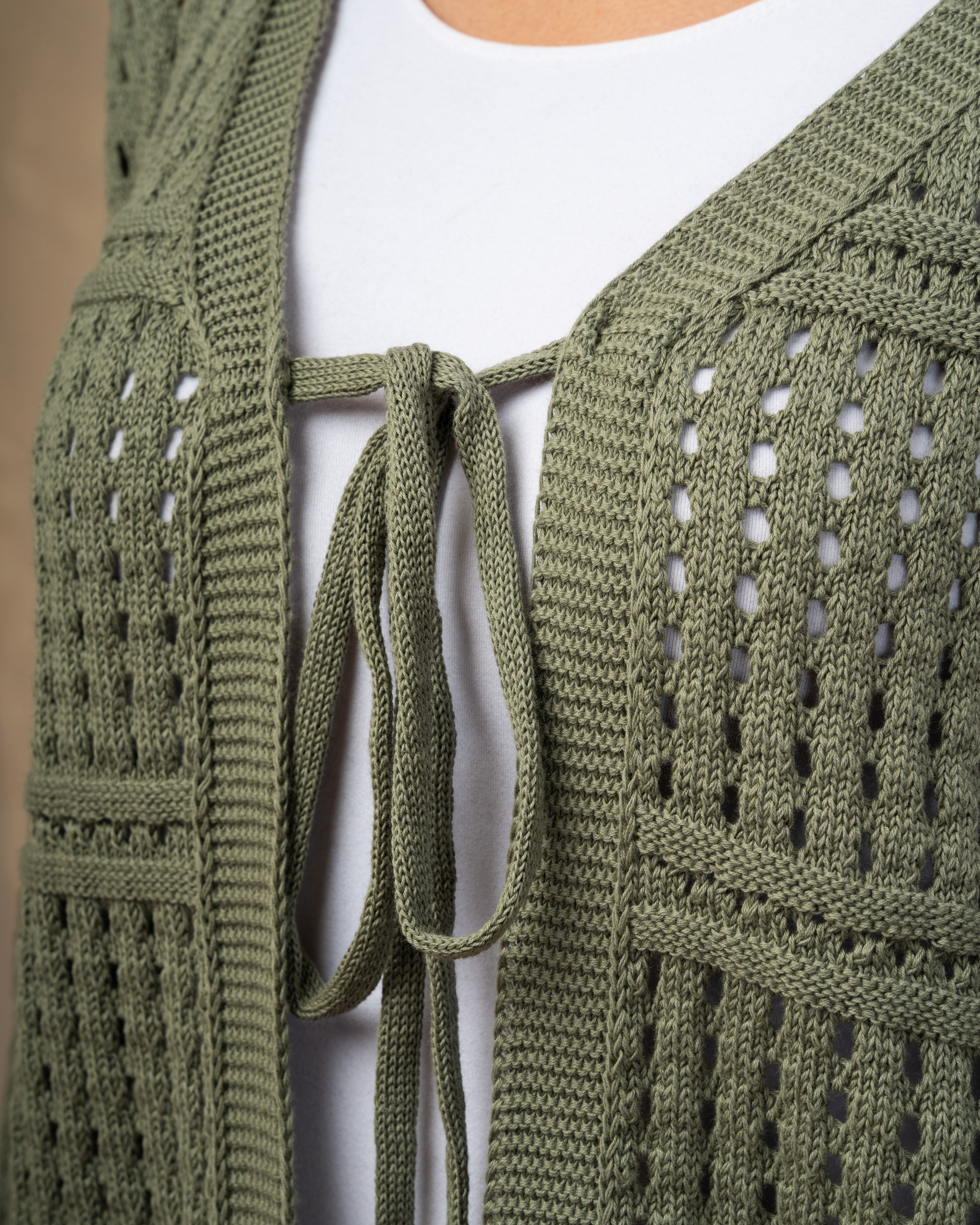 Open Knitwear Cardigan - With Square Pattern And Tie
