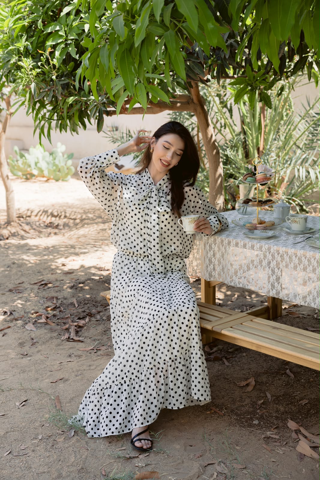 Floral blouse with a drawstring