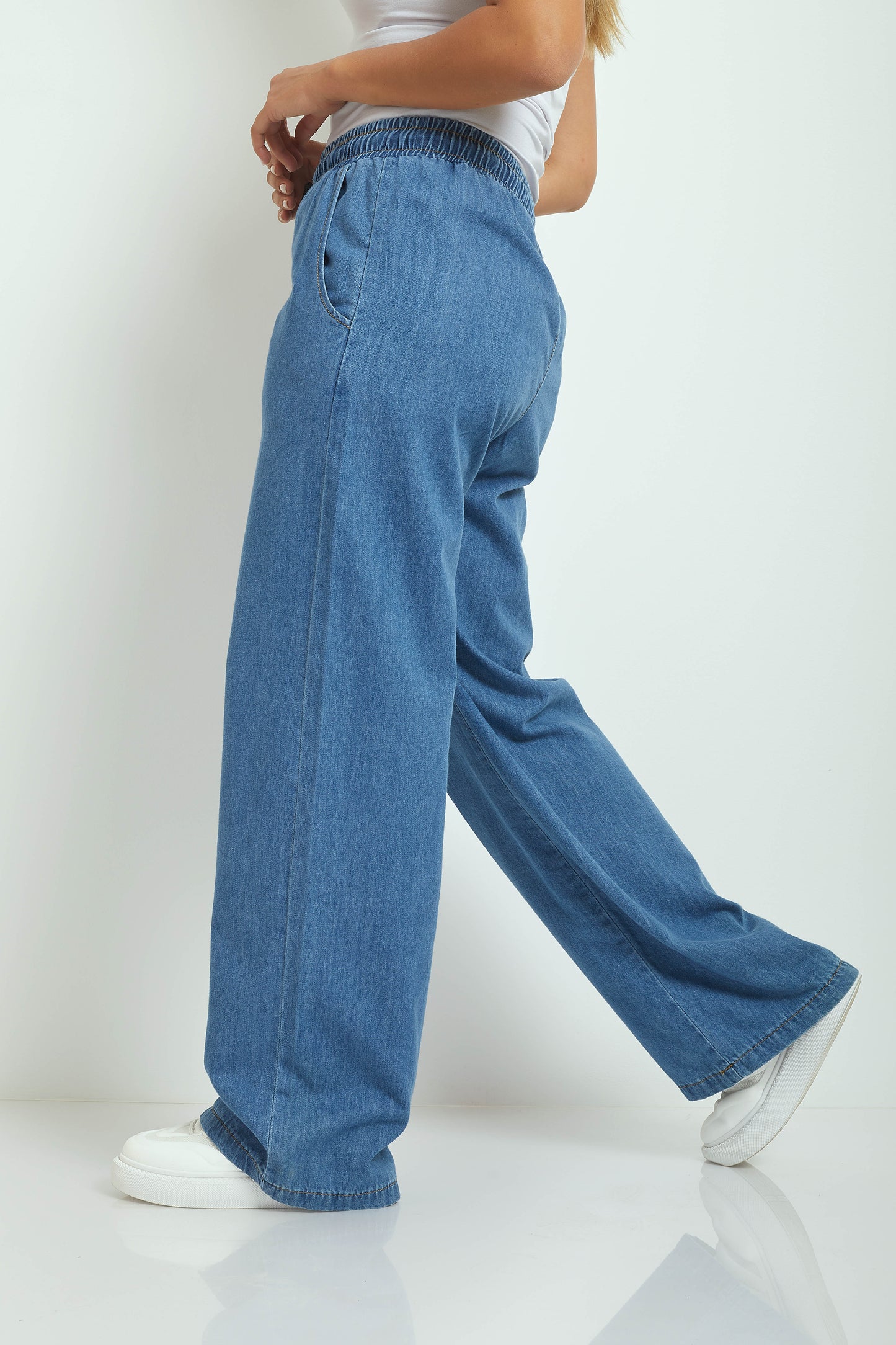 Jeans - Wide-Leg ( WITH TIES )